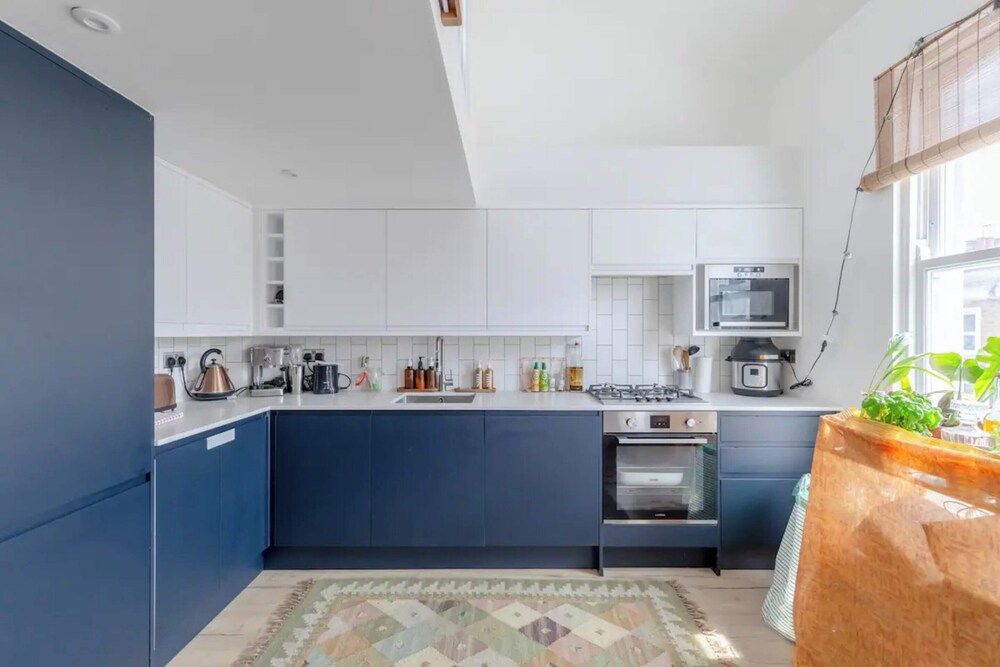 Bright & Beautiful 1BD Flat - Hackney Central