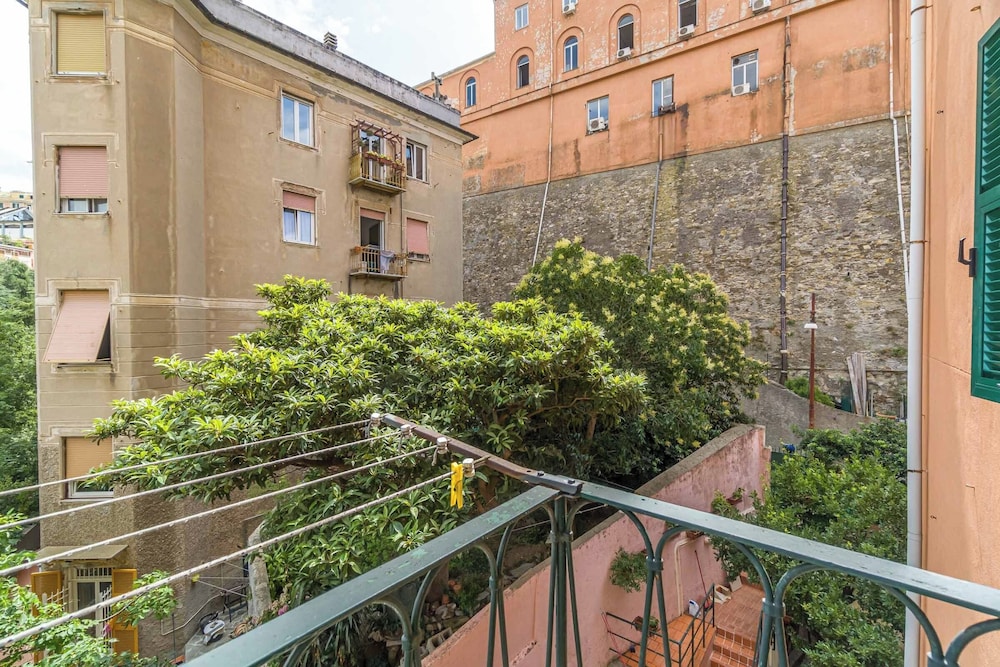 Genova Oregina Cozy Apartment - W/ Balcony