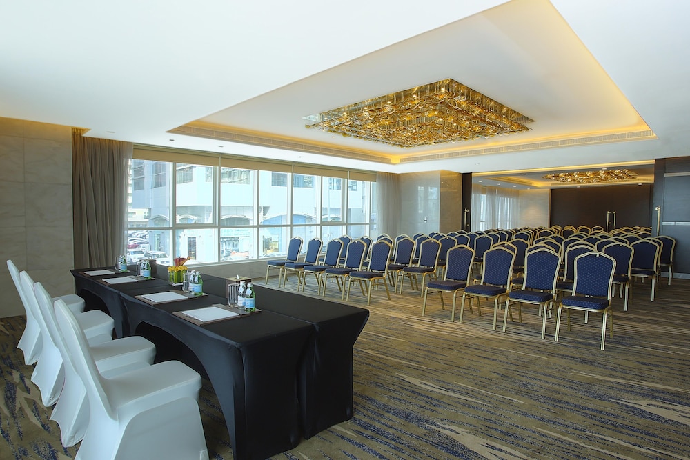 Abu Dhabi Vacations - Jannah Burj Al Sarab - Property Image 38