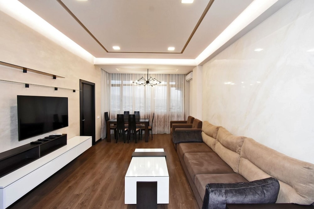 Luxury apartment on Tsitsernakaberd hgw