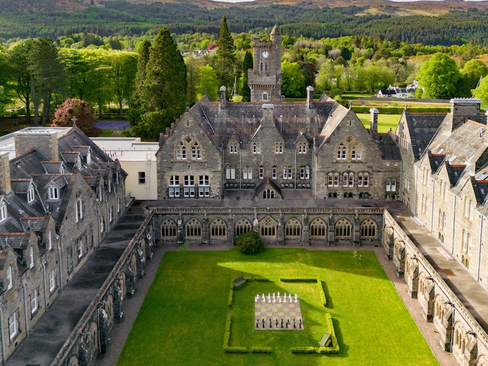 The Highland Club