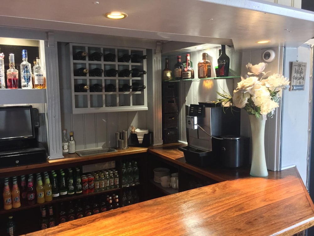 Worcester Vacations - The Bell Inn - Property Image 19