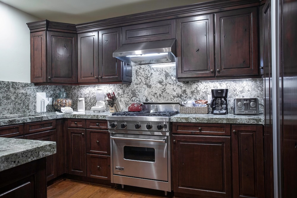 Trail's End Lodge at Deer Valley Resort - Four Bedroom Residence with Spa #505 4 Condo