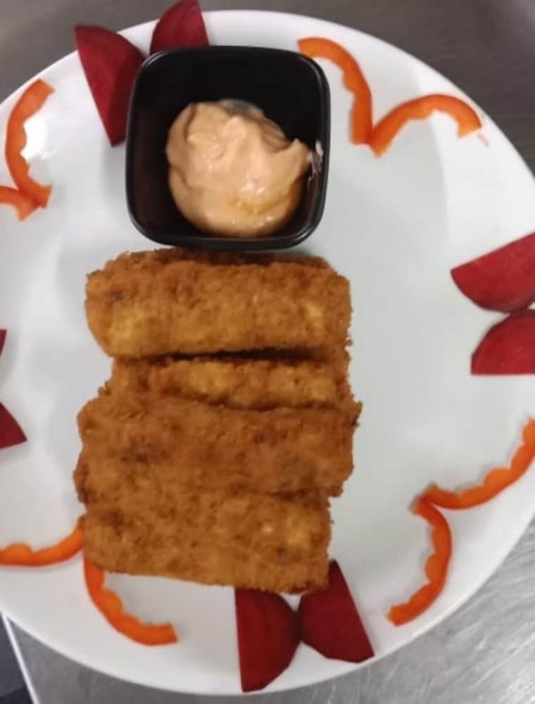 Food & Beverage