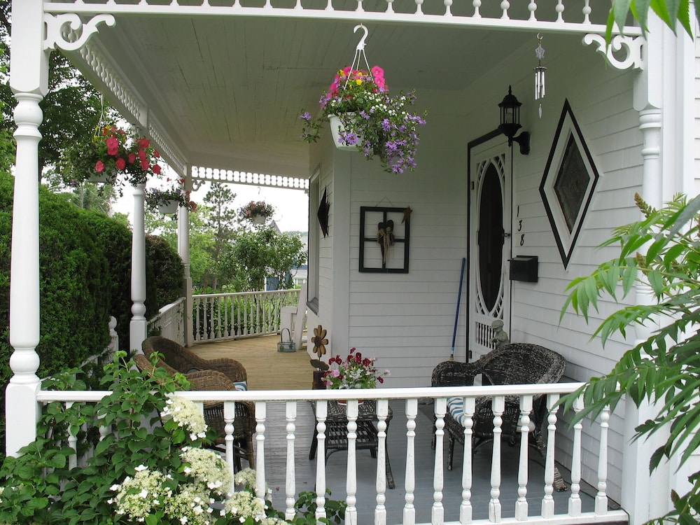 The Nelson House Bed & Breakfast