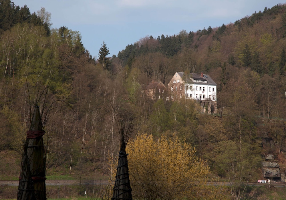 Die Burg Schöna - In a national park