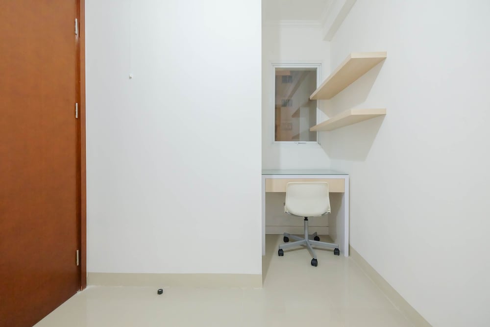 Cozy 2Br Signature Park Grande Apartment Mt Haryono
