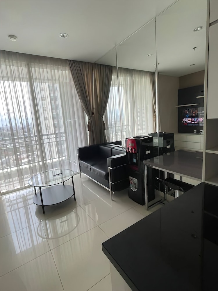 Central Royal Apartments by Emily