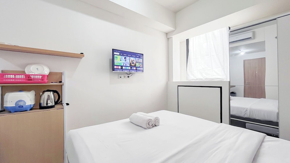 Minimalist Studio Room Near Unhas At Bandaraya - Tallasa City Makassar Apartment