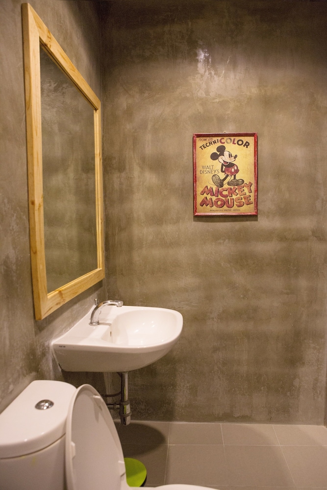 Baan Mek Hostel