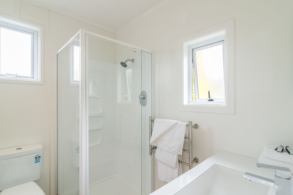 Avana Suites