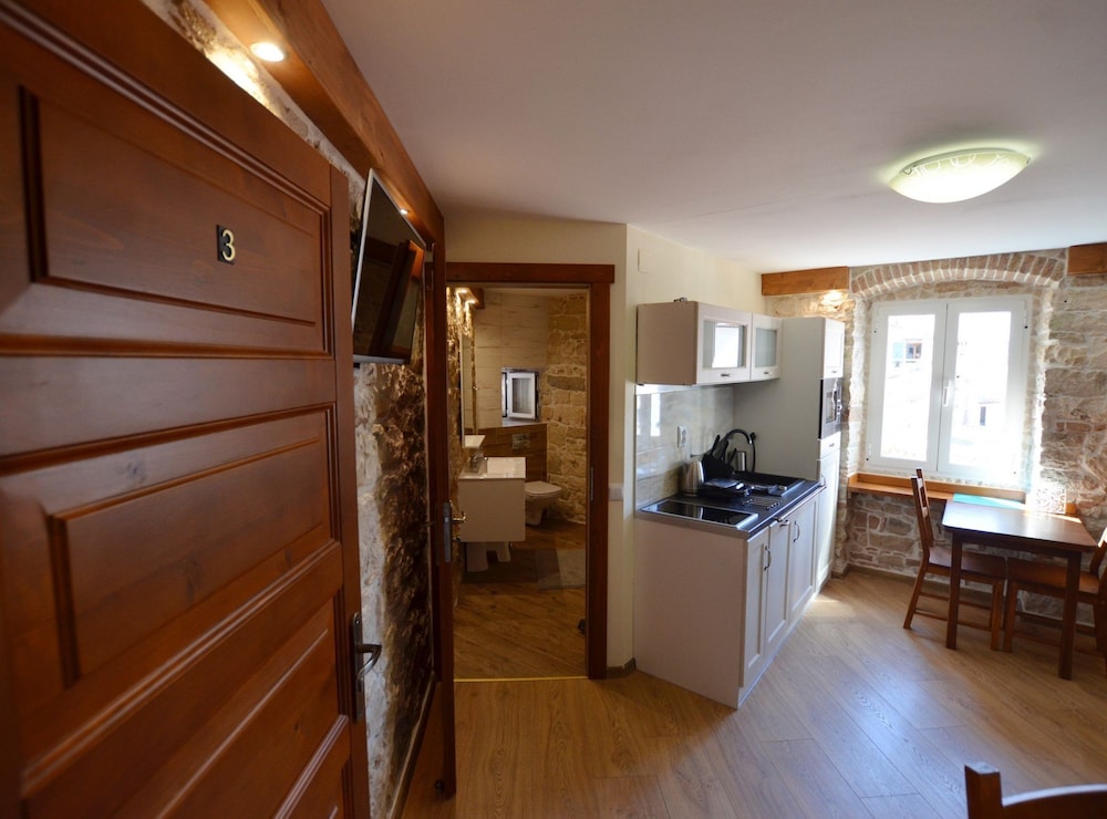 Urban and Upscale Homes Rovinj Old Town