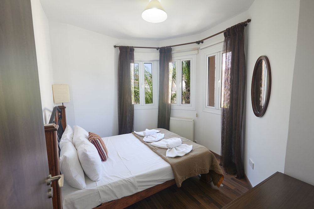 Protaras Holiday Villa Cl19 view 4