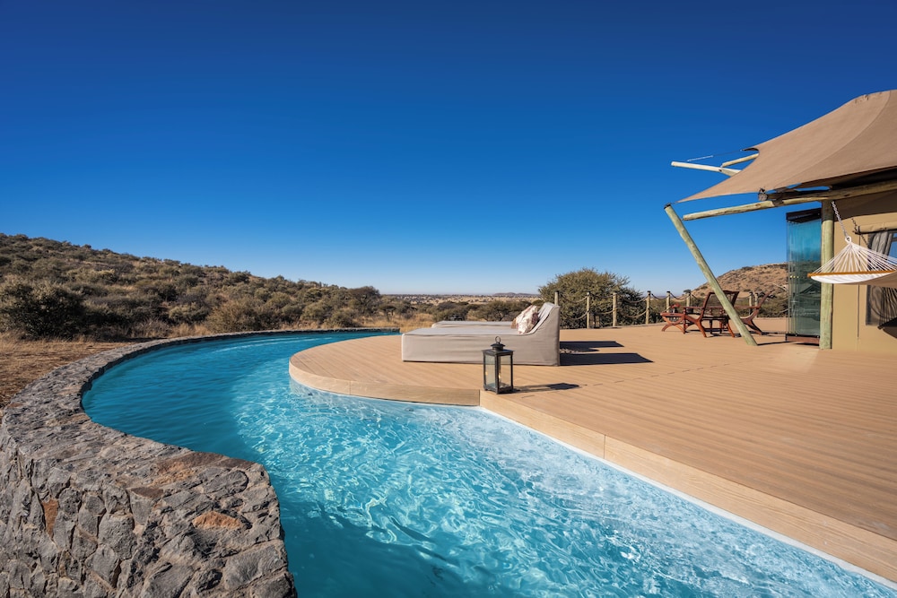 Maloba Lodge - Private Game Reserve