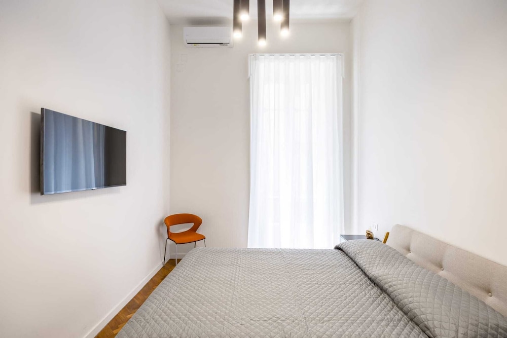 Thelos Apartment