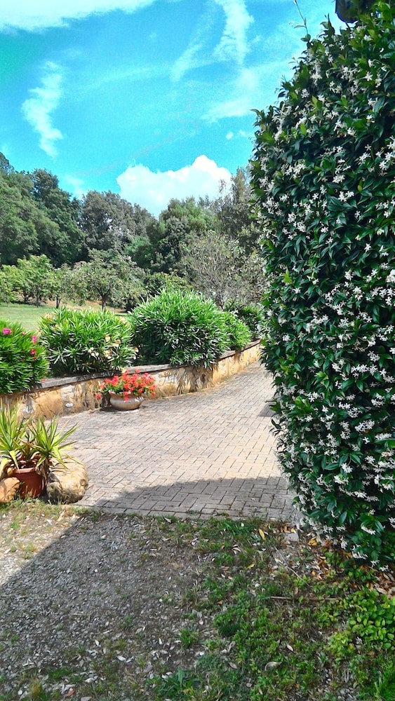 Borgognano Farm House