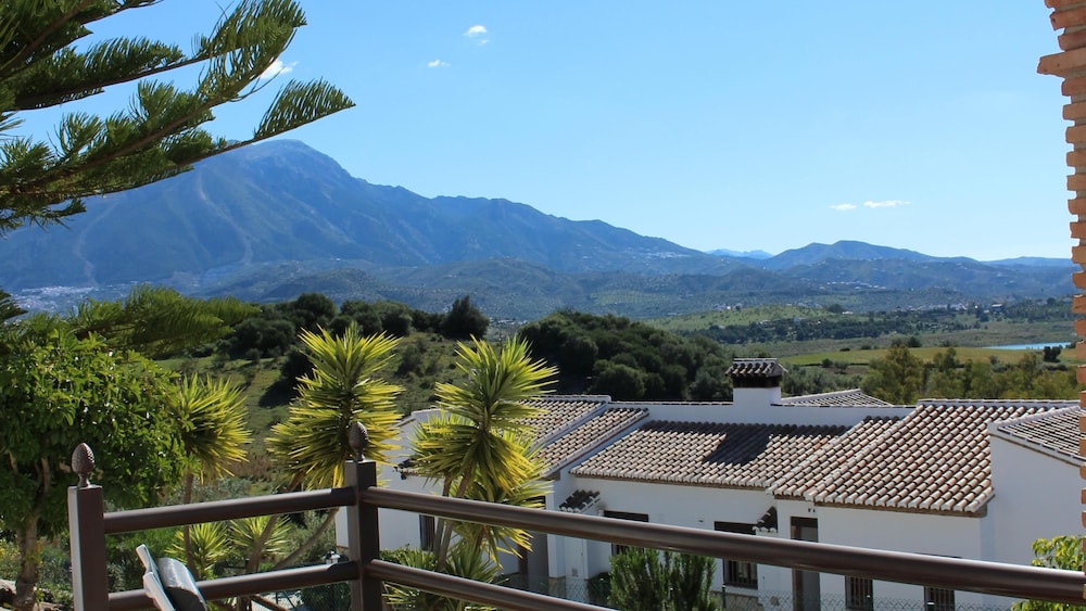 Rural Tourism Accommodation in the Heart of Andalucia photo 3