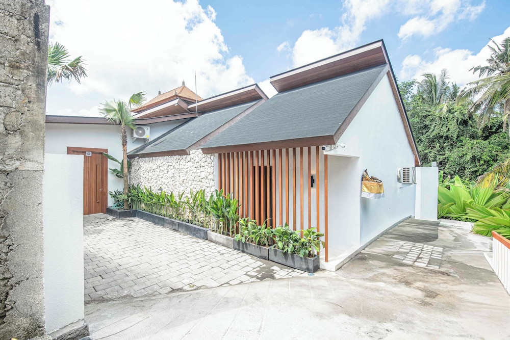 Chic 1BR Villa Serene Jungle Escape, Ubud