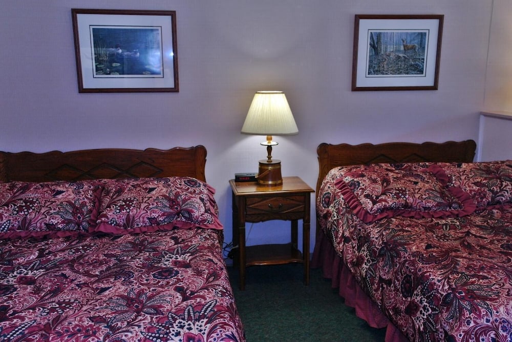 Colonial 900 Motel - Image 3