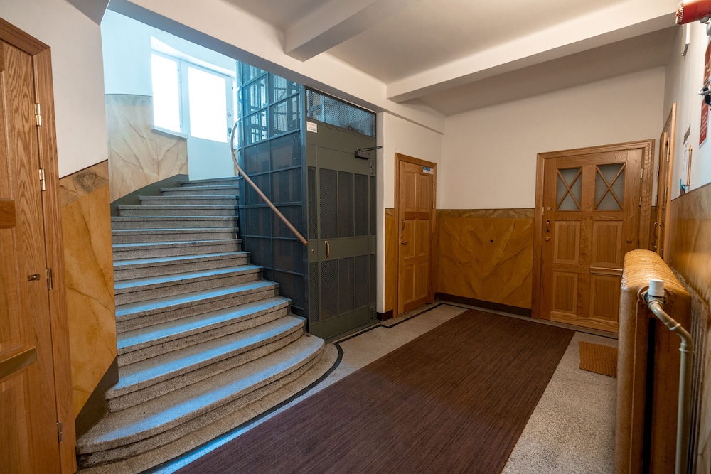 2ndhomes Stylish 1BR Apartment