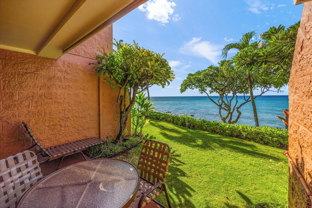 Kuleana Club - 402