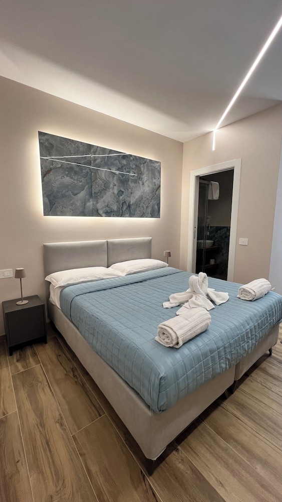 Raffaelli Suite