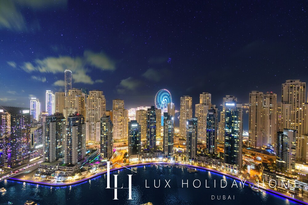 LUX The Vida Marina Residence
