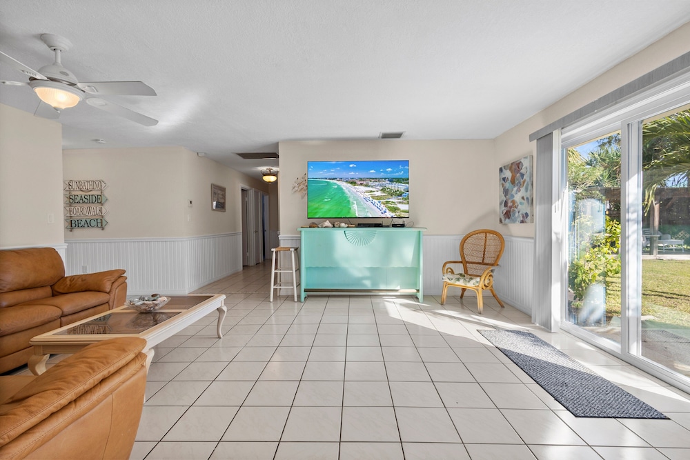 Ocean Song House