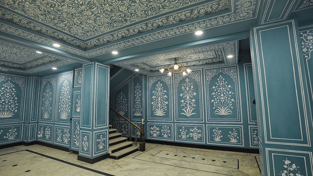 Umaid Haveli - A Heritage Style Hotel & Resort