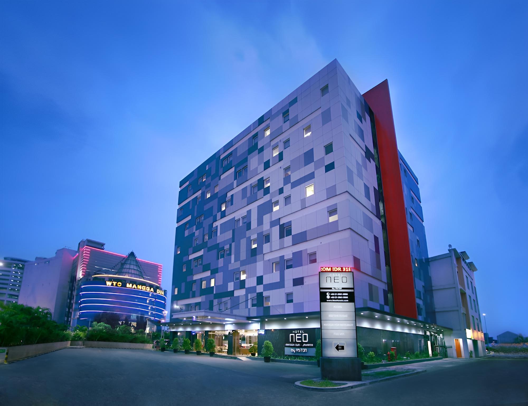 NEO Hotel Mangga Dua by ASTON