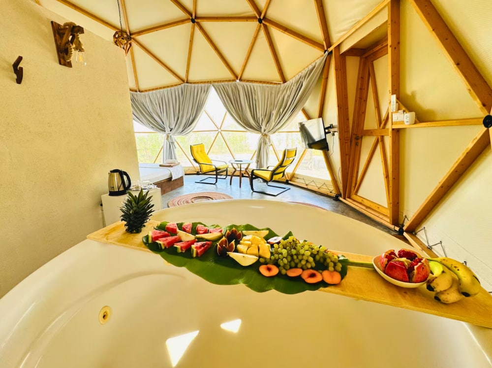 In Out Resort Glamping