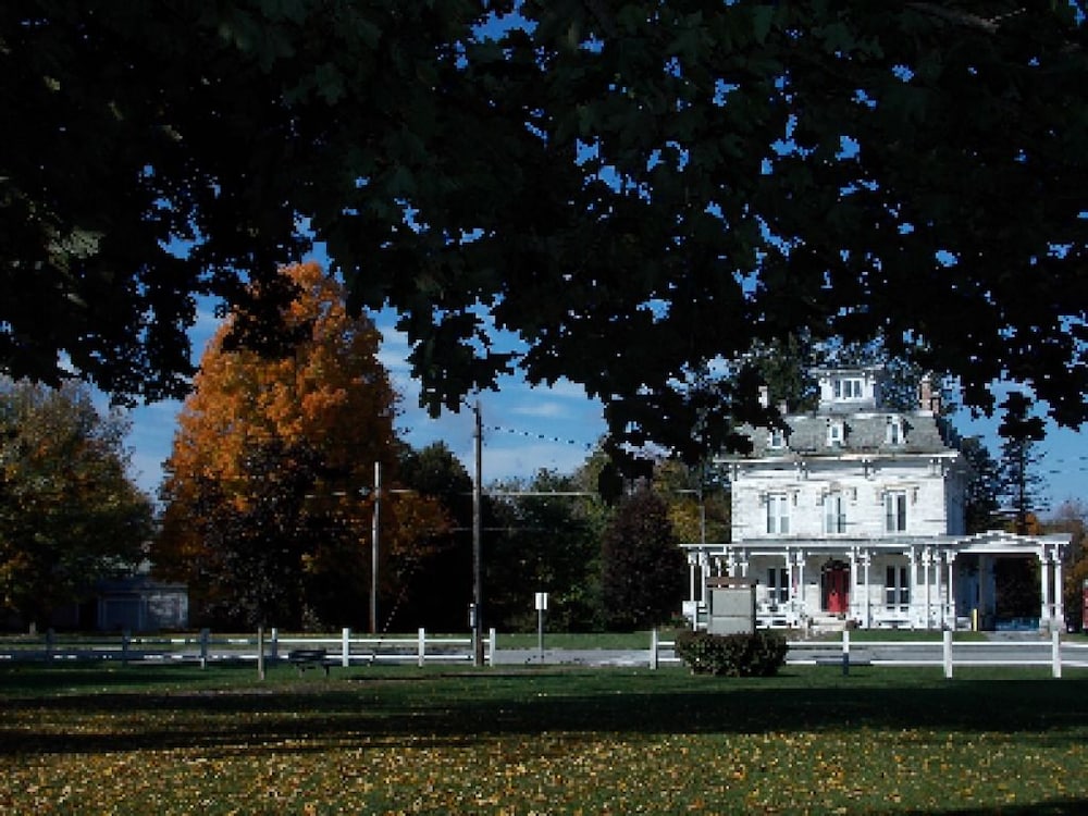 Marble Mansion Inn