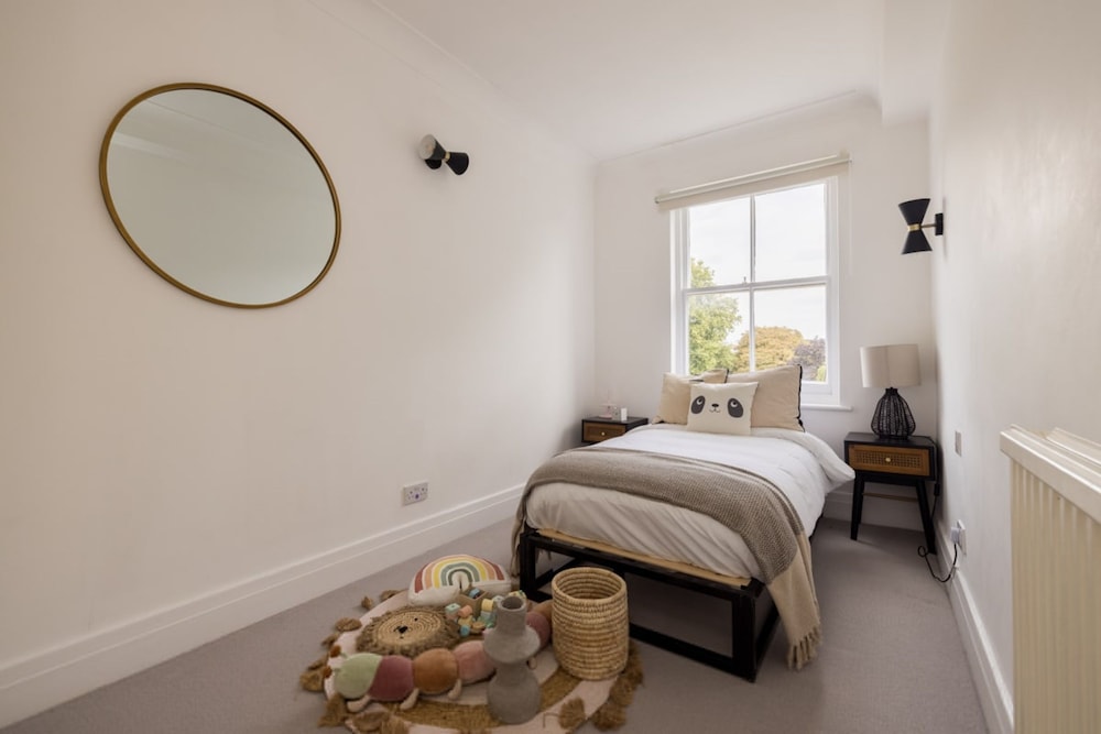 The Philbeach Gardens Place - Lovely 5bdr Flat With Terrace