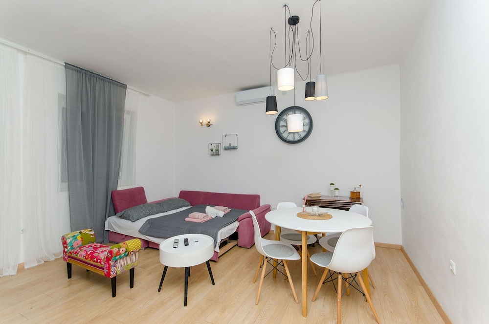 Split Vacations - Apartment and Room Columbo - Property Image 14