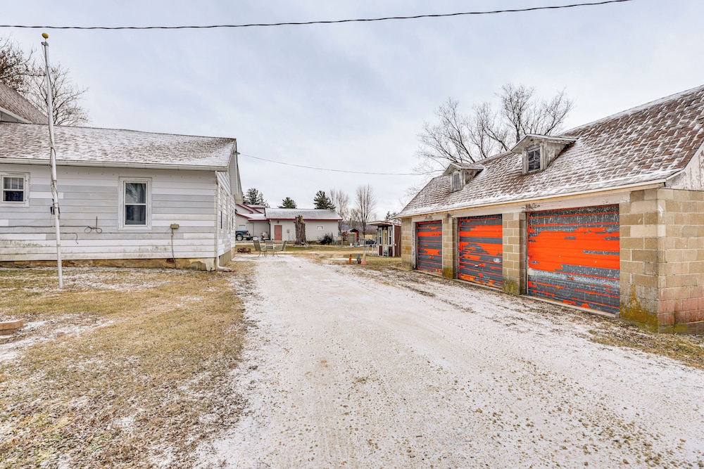 Restaurant On-site: North Freedom Apt w/ Yard!