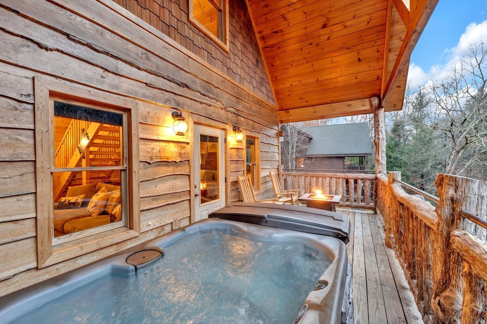 Knock On Wood 1 Bedroom Cabin
