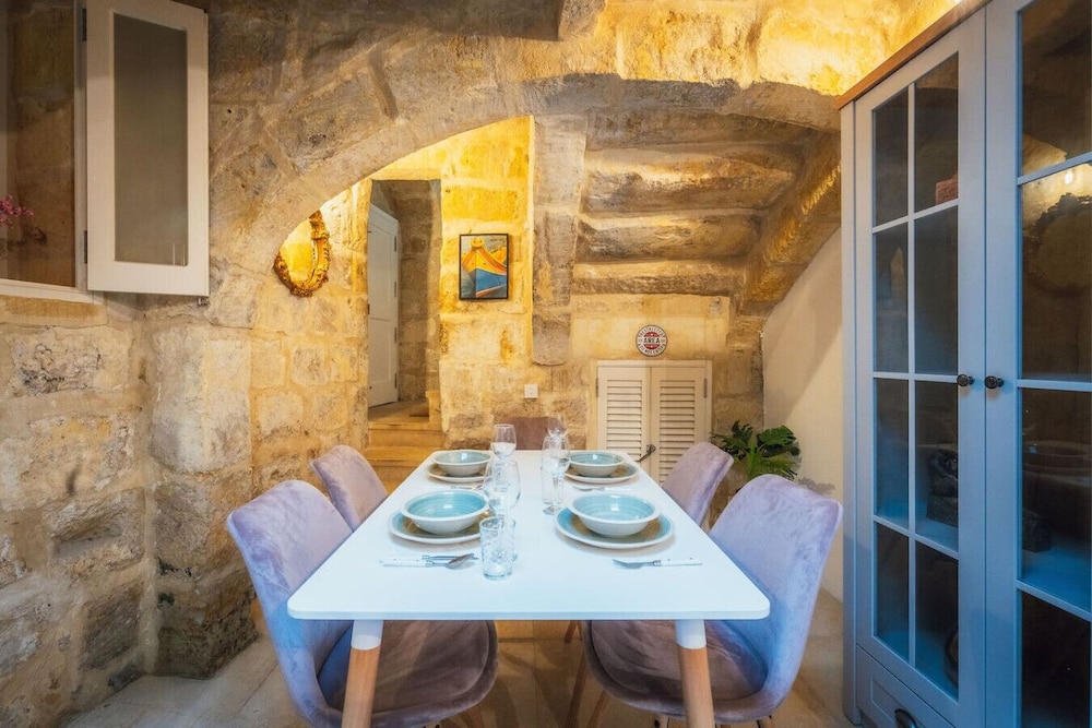Traditional 500 Year old Gozitan Townhouse