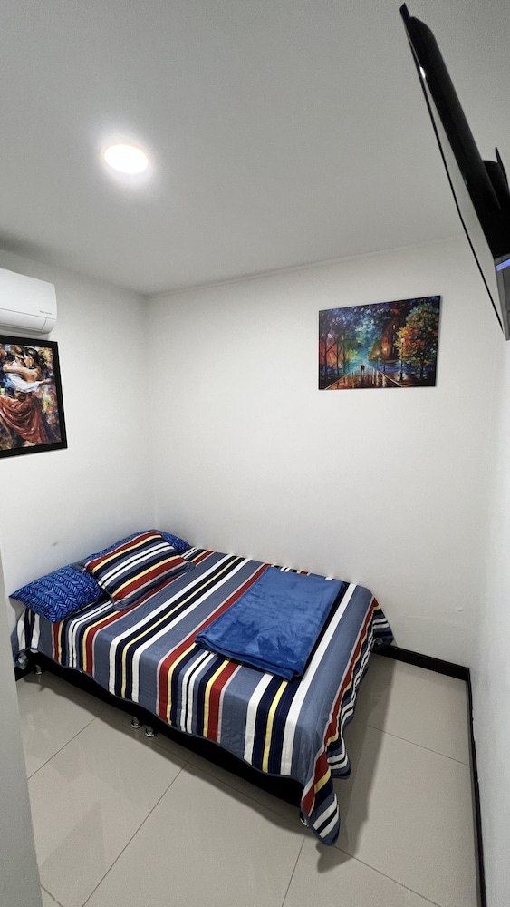 Apartmento 405 - Edificio De Colores - San Fernando - Tequendama 3 Bedrooms 2 Bathrooms