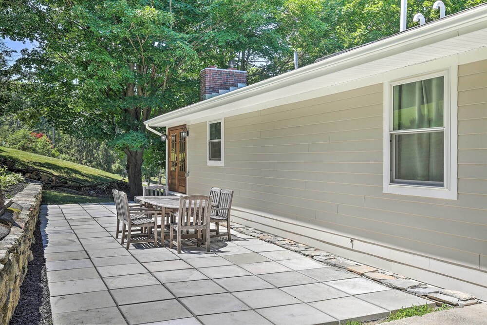 Modern NY Home w/ Views By Hudson Valley Hiking! - Property Image 6