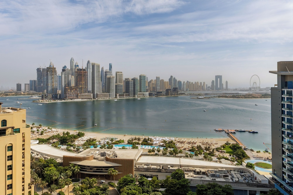 Maison Privee - Elegant Palm Retreat w/ Iconic Sea and Marina Vws