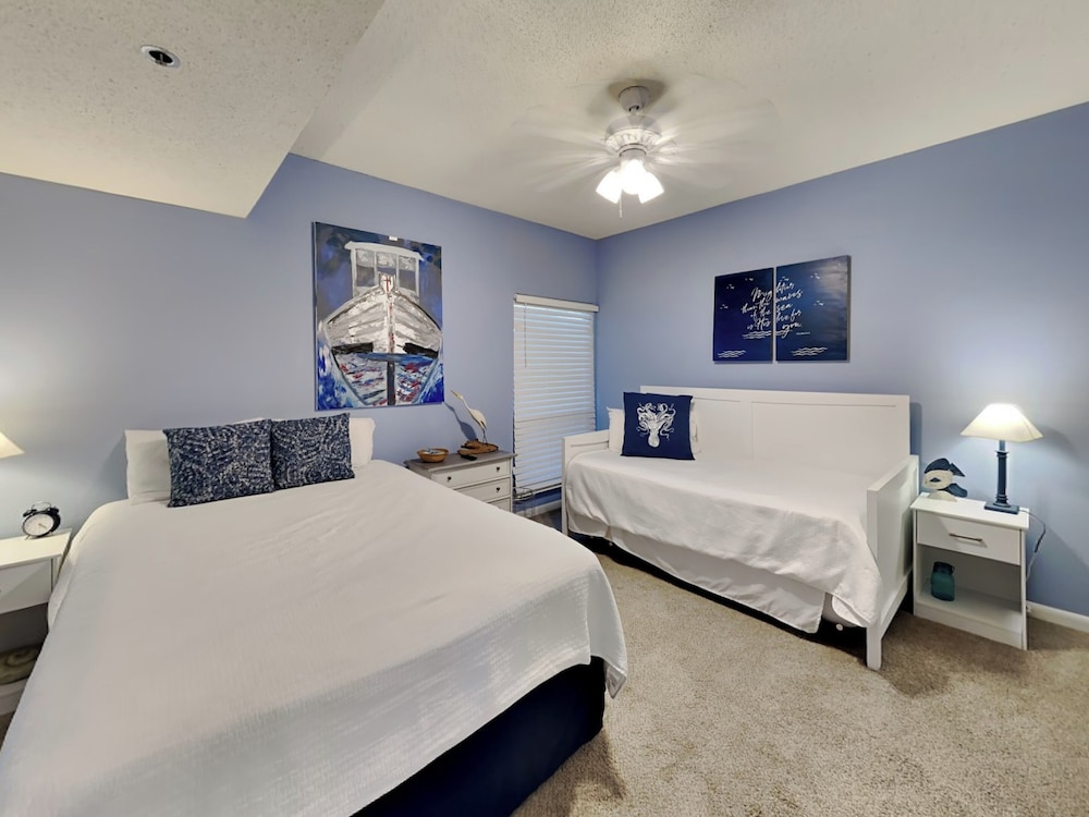 Navarre Towers by Southern Vacation Rentals
