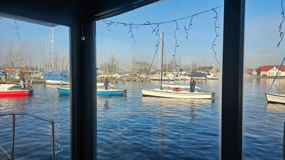 Houseboat in Heeg With Stunning Marina Views