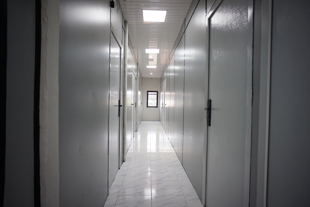 OYO 94903 Akasia Guesthouse