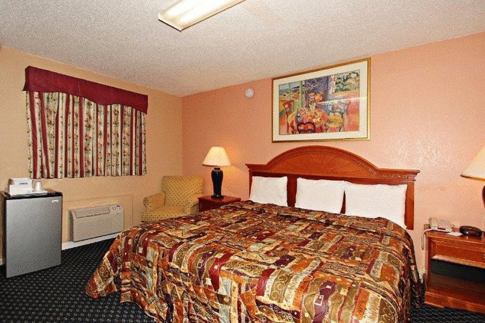 Regal Inn Suites - Property Image 20