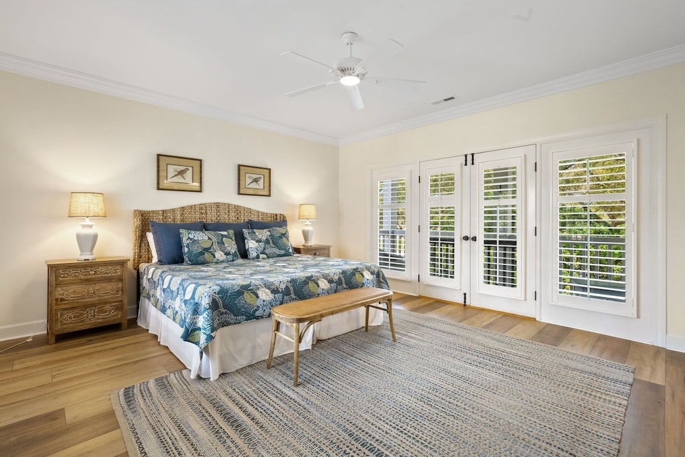Happy Home Away From Home 3 Bedroom Villa by Peace Vacations view 4