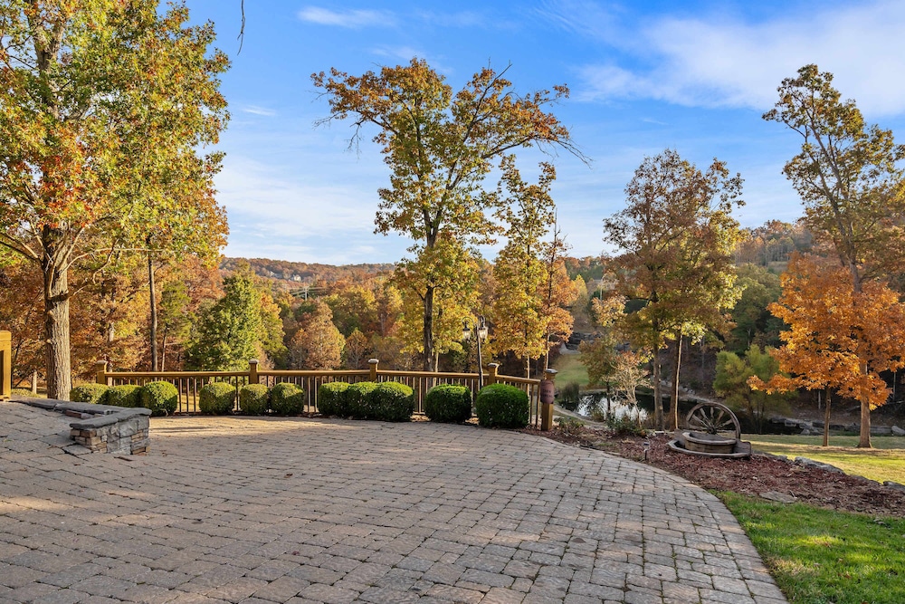 The Lodge at Rock Canyon