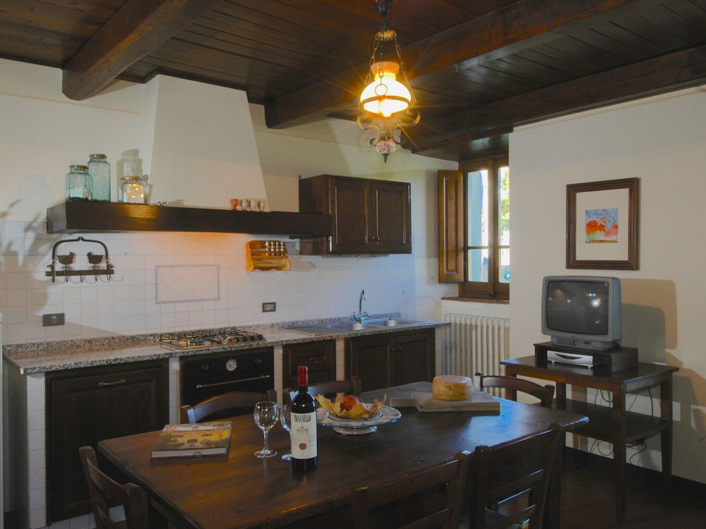Cortona Vacations - Agriturismo Near Cortona With Swimming Pool - Property Image 45
