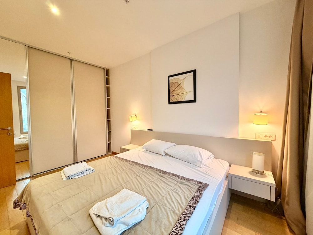 Aurelio Central Residences