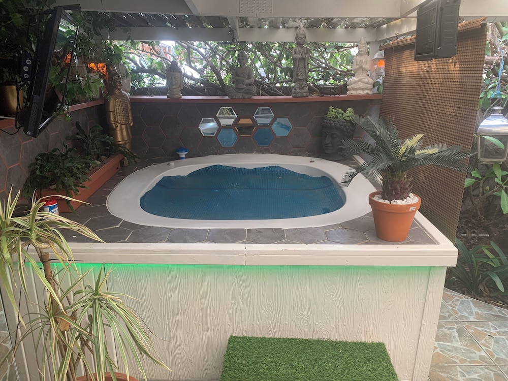 Mitchells Guesthouse
