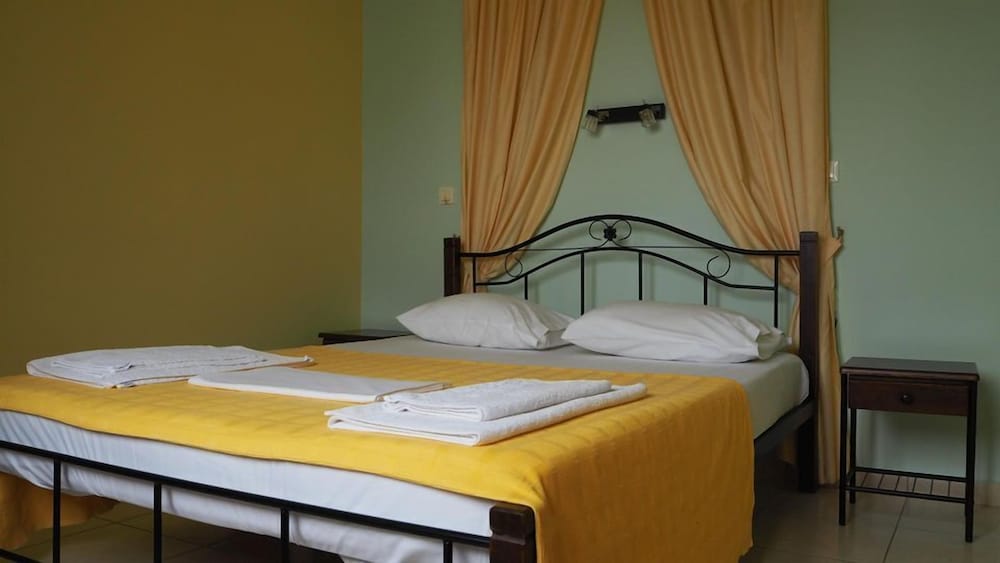 Armonia Apartments